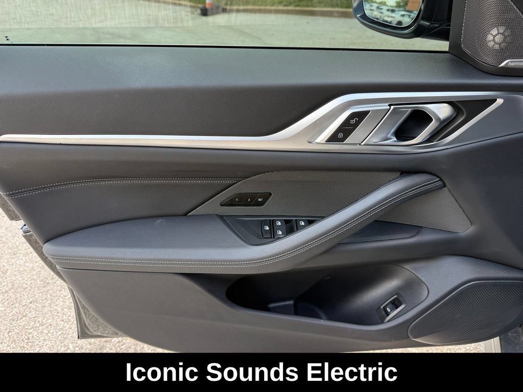 Used 2025 BMW i4 eDrive40 w/ Premium Package RWD image 14