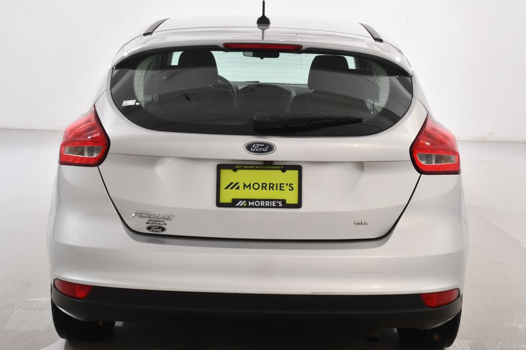 Used 2018 Ford Focus SE w/ Cold Weather Package FWD image 13