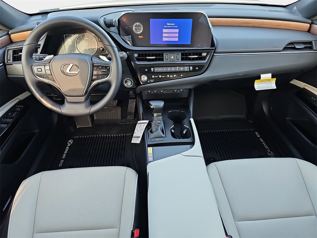 New 2025 Lexus ES 350 w/ Premium Package image 9