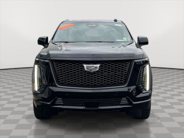 Used 2026 Cadillac Escalade ESV Sport w/ LPO, ONYX Package AWD/4WD image 2