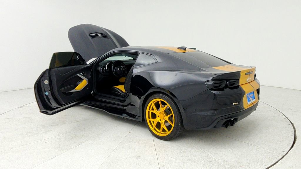 Used 2023 Chevrolet Camaro LT w/ RS Package image 12