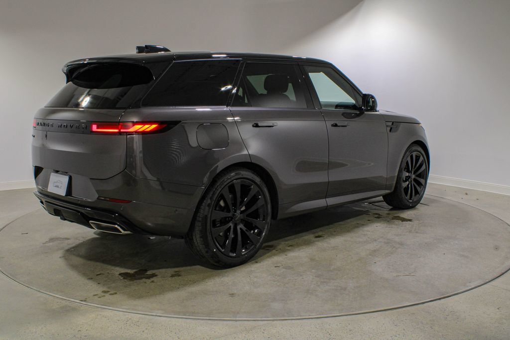 New 2026 Land Rover Range Rover Sport Dynamic SE AWD/4WD image 5
