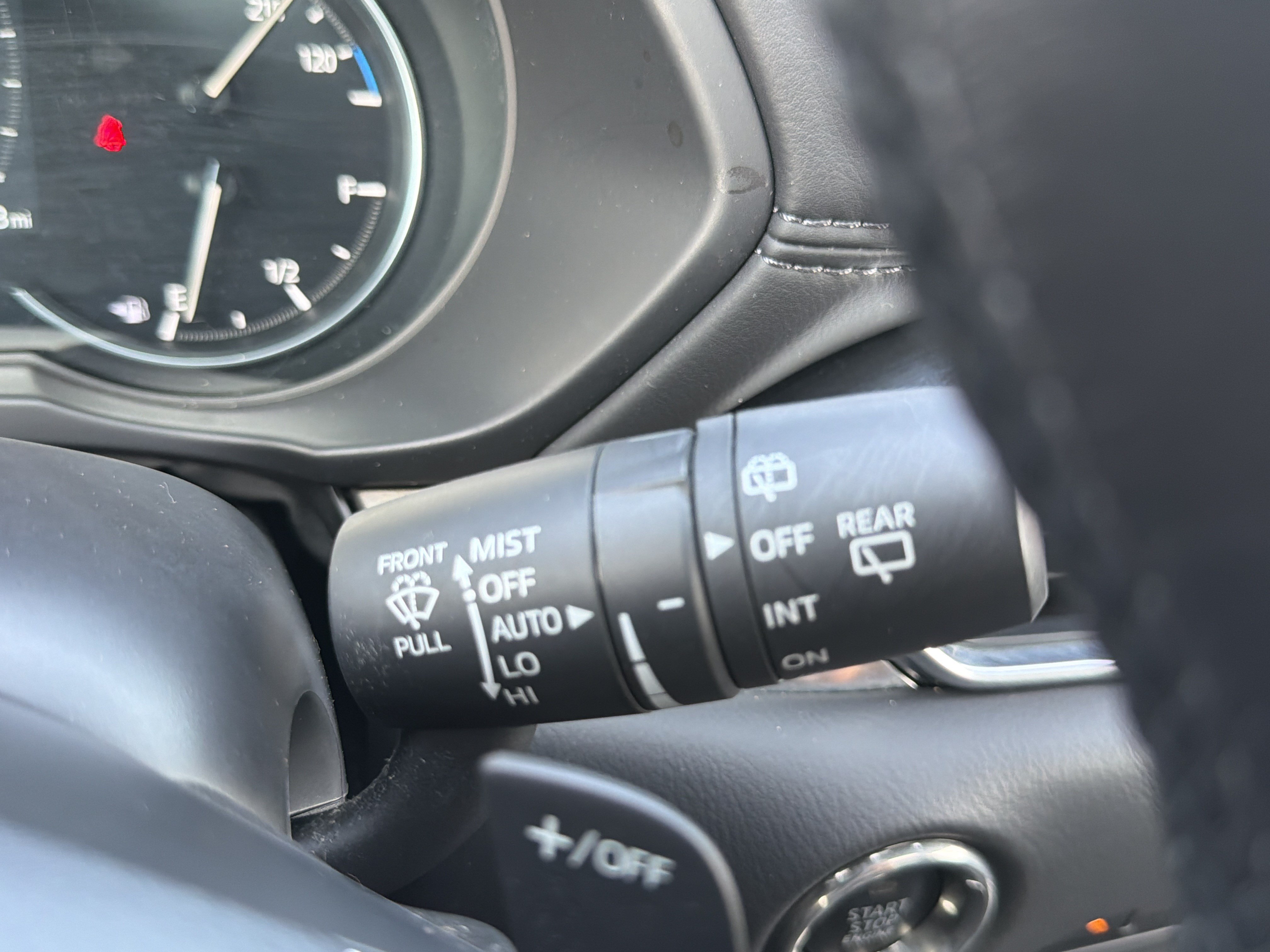 Certified 2023 MAZDA CX-5 Signature AWD/4WD image 36