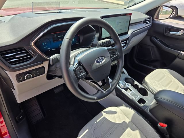 Used 2024 Ford Escape SE w/ PHEV Premium Package FWD image 9