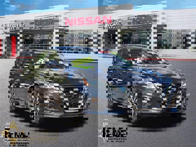 Certified 2021 Nissan Altima 2.5 SV w/ SV Premium Package