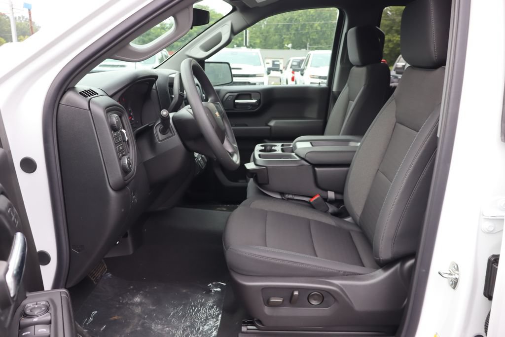 New 2026 Chevrolet Silverado 1500 Custom AWD/4WD image 5