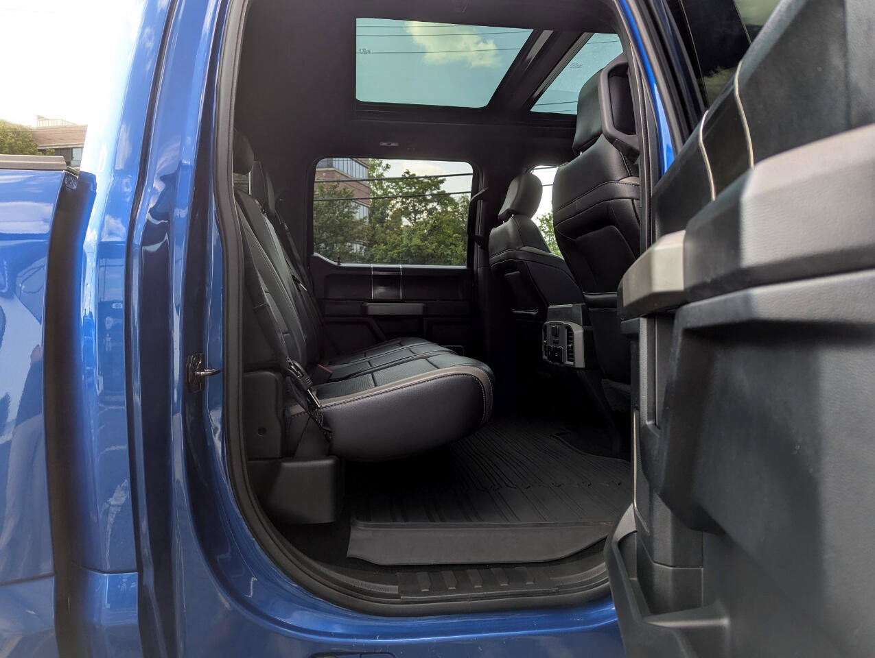 Used 2018 Ford F150 Raptor w/ Equipment Group 802A Luxury image 67