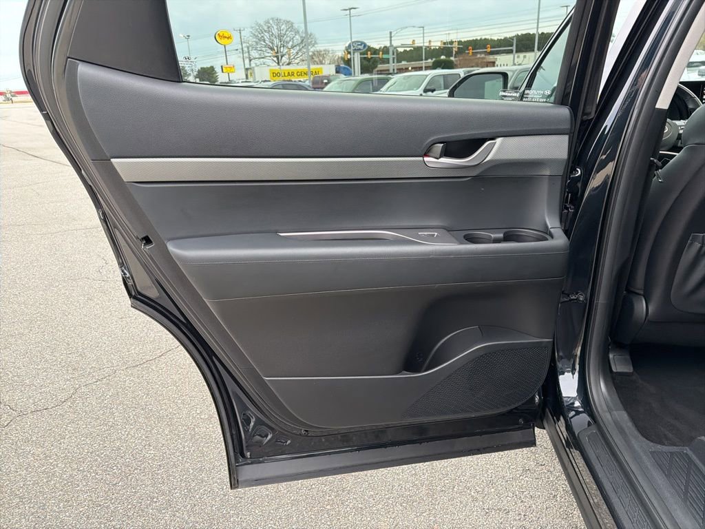 Used 2025 Hyundai Palisade SEL image 15