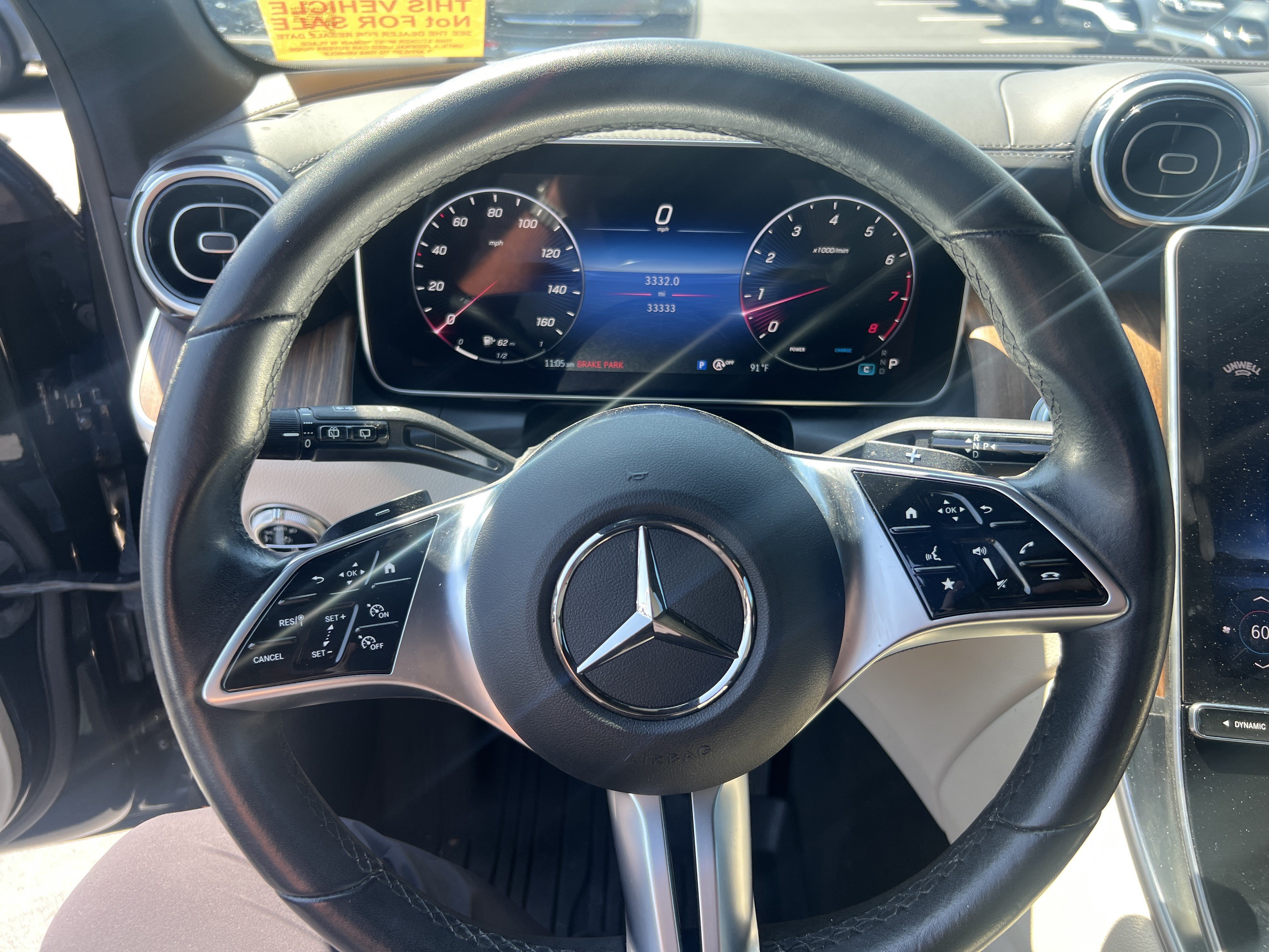 Used 2024 Mercedes-Benz GLC 300 4MATIC image 18