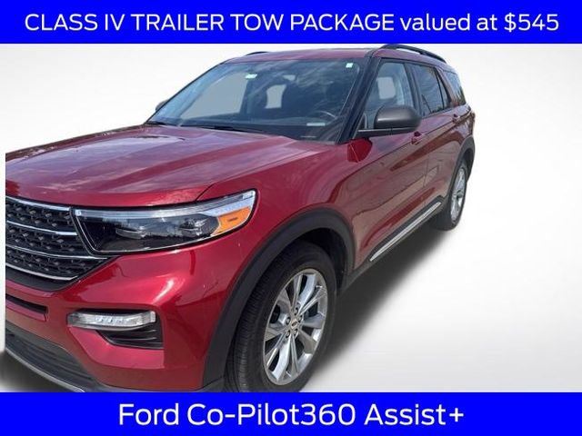 Used 2024 Ford Explorer XLT w/ Equipment Group 202A AWD/4WD image 9