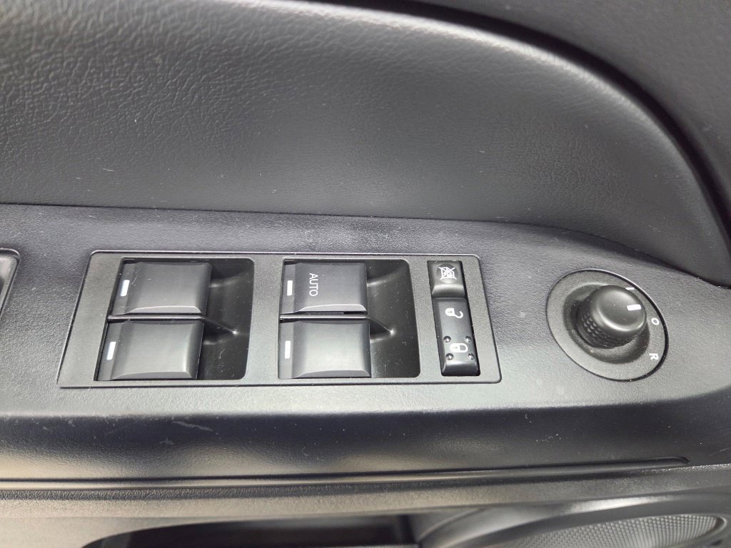 Used 2016 Jeep Compass Sport w/ Power Value Group AWD/4WD image 19