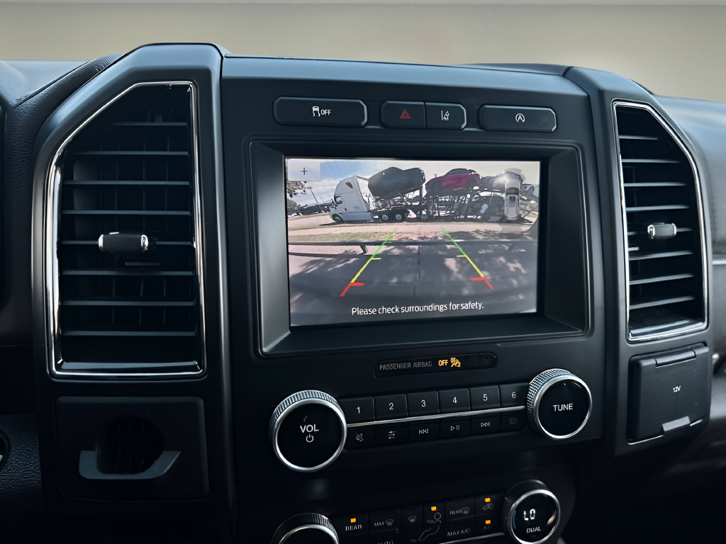 Used 2021 Ford Expedition Limited RWD image 7