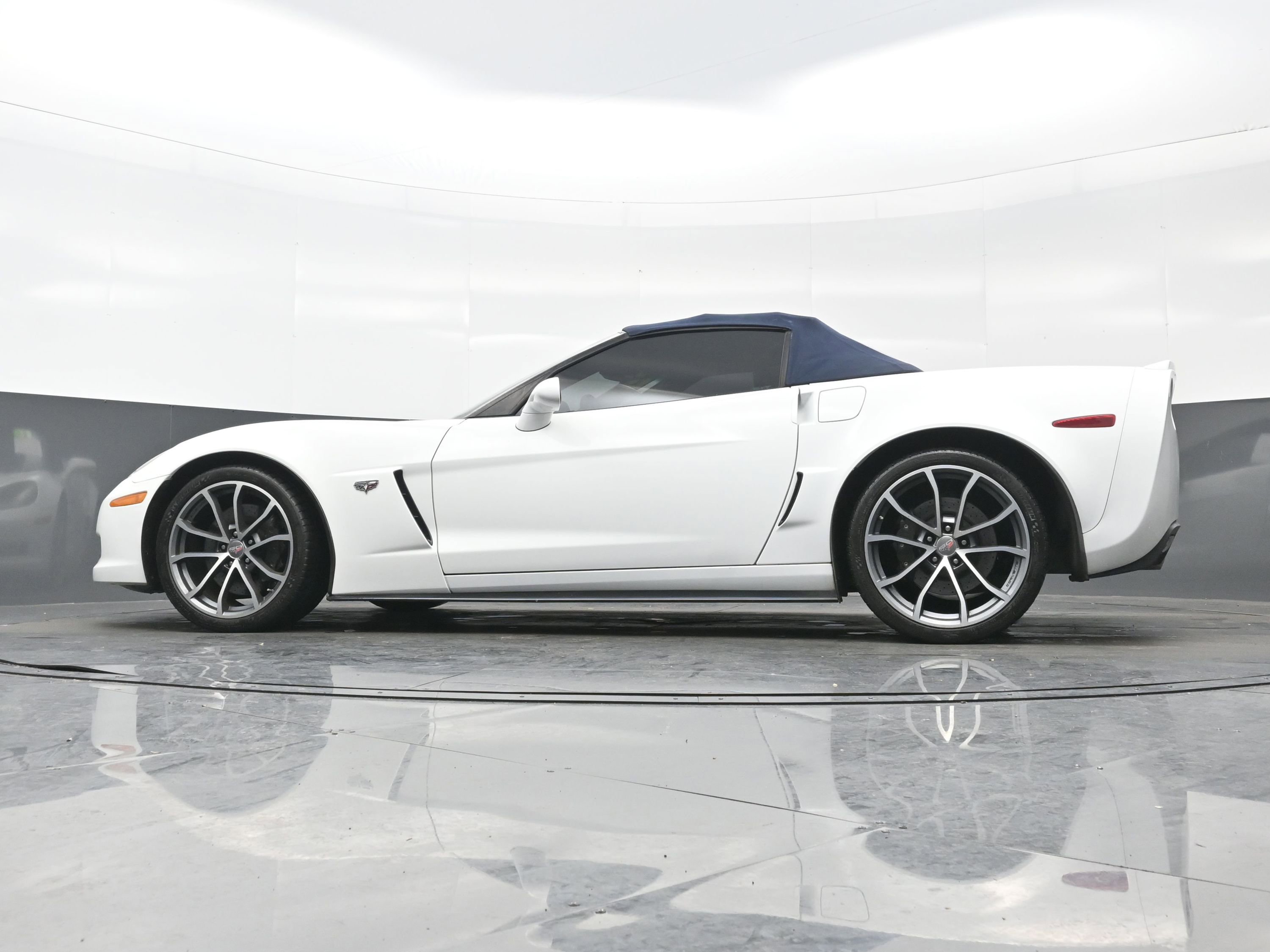 Used 2013 Chevrolet Corvette 427 w/ 1SC Preferred Equipment Group image 23