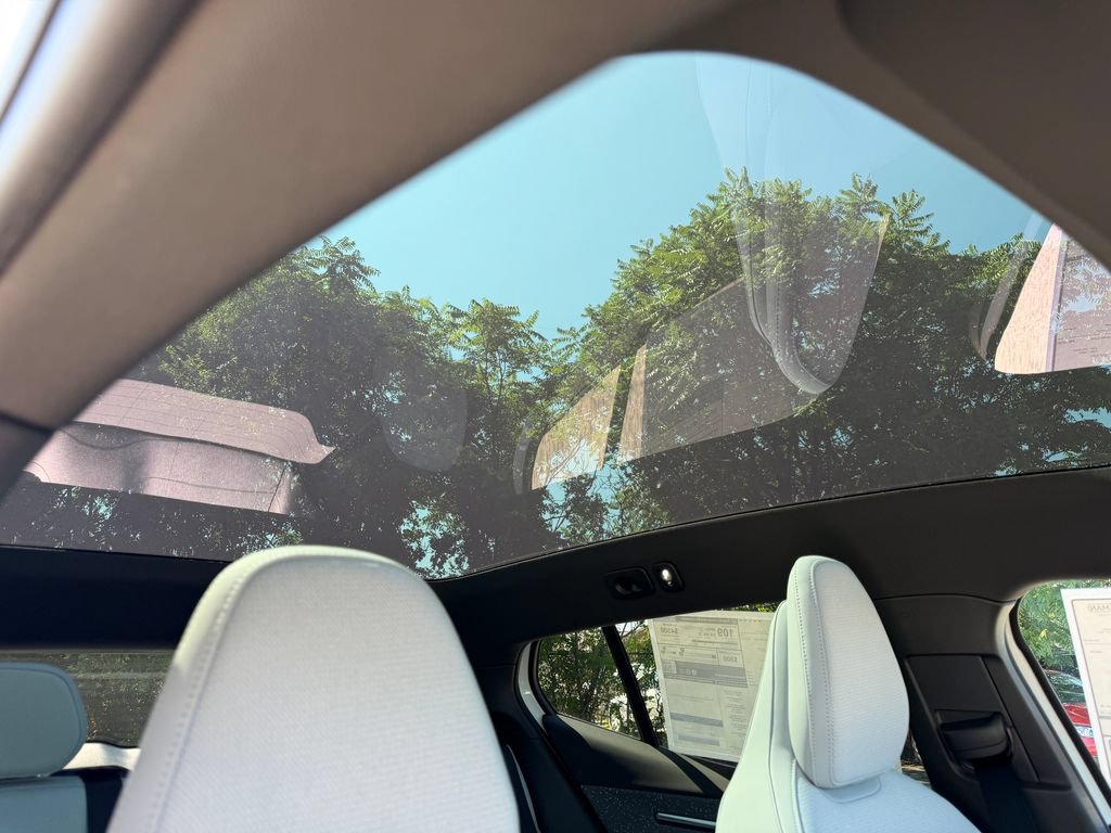 New 2026 Volvo EX30 Ultra w/ Protection Package Premier AWD/4WD image 10