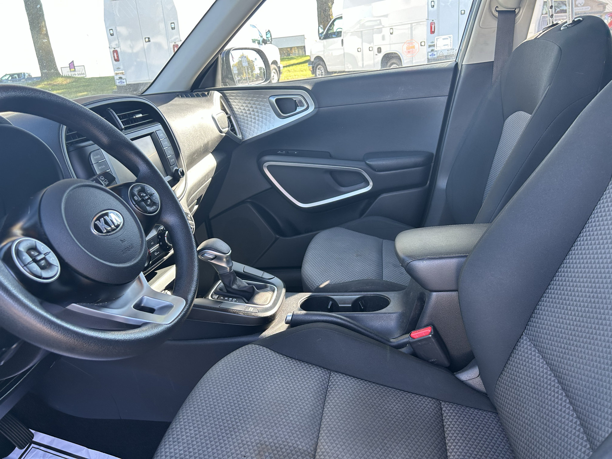 Used 2020 Kia Soul LX FWD image 10