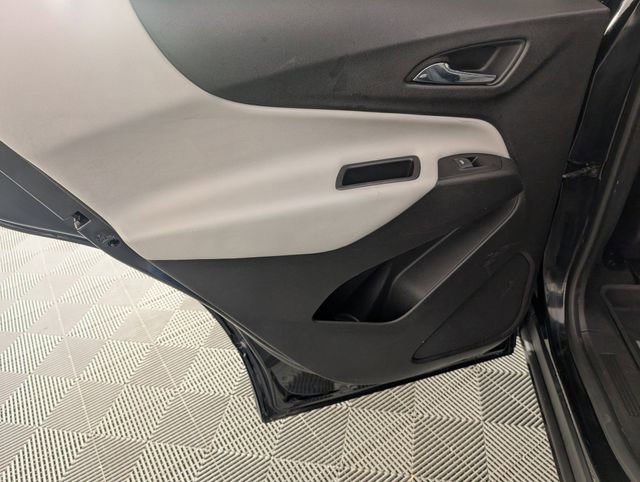 Used 2018 Chevrolet Equinox LT image 27