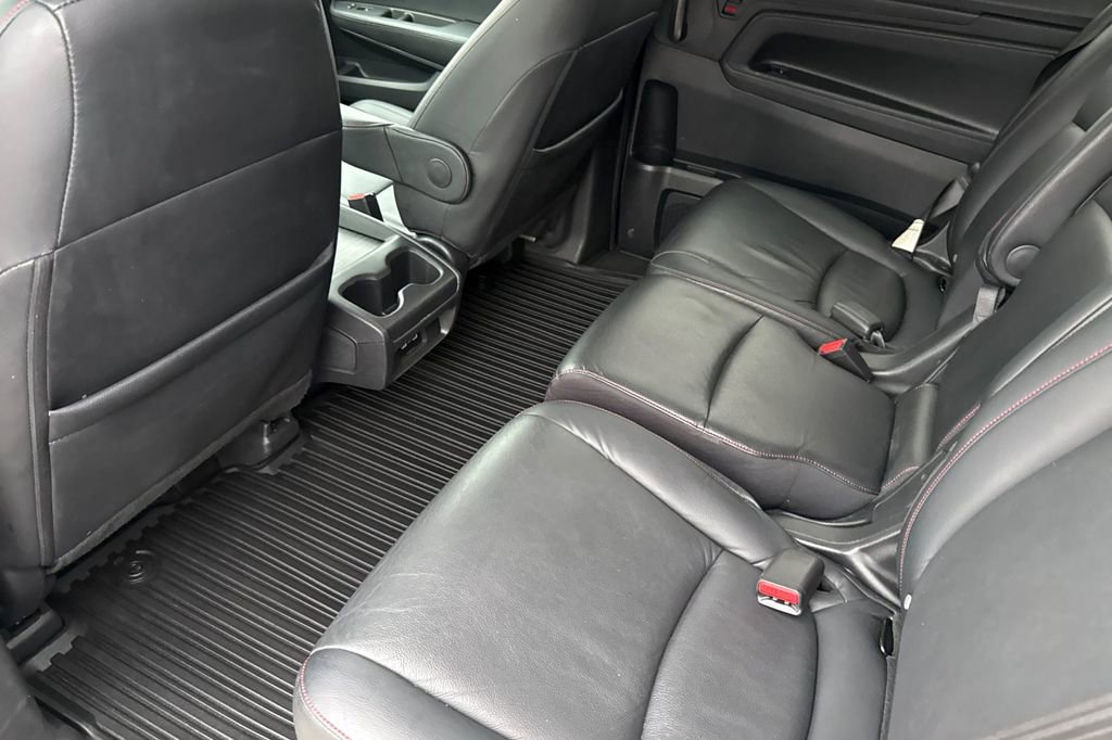 Certified 2024 Honda Odyssey Sport image 12
