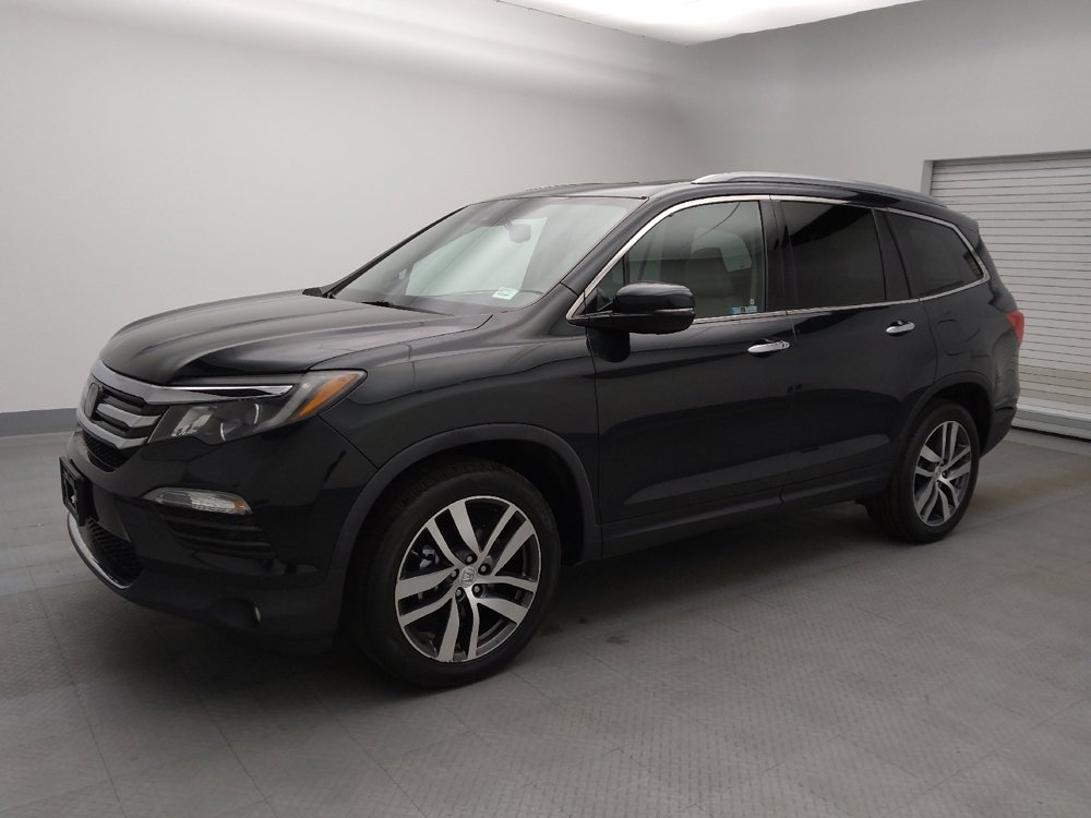 Used 2018 Honda Pilot Touring image 2