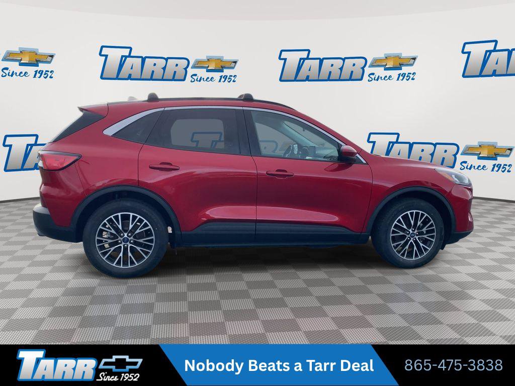 Used 2022 Ford Escape SEL w/ Class II Trailer Tow Package image 9