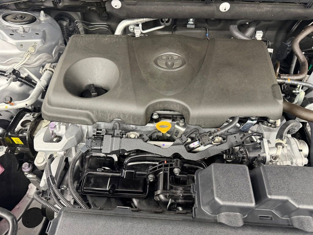 Certified 2025 Toyota RAV4 LE FWD image 38