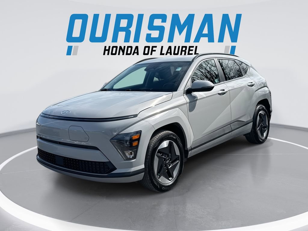 Used 2025 Hyundai Kona SEL image 1