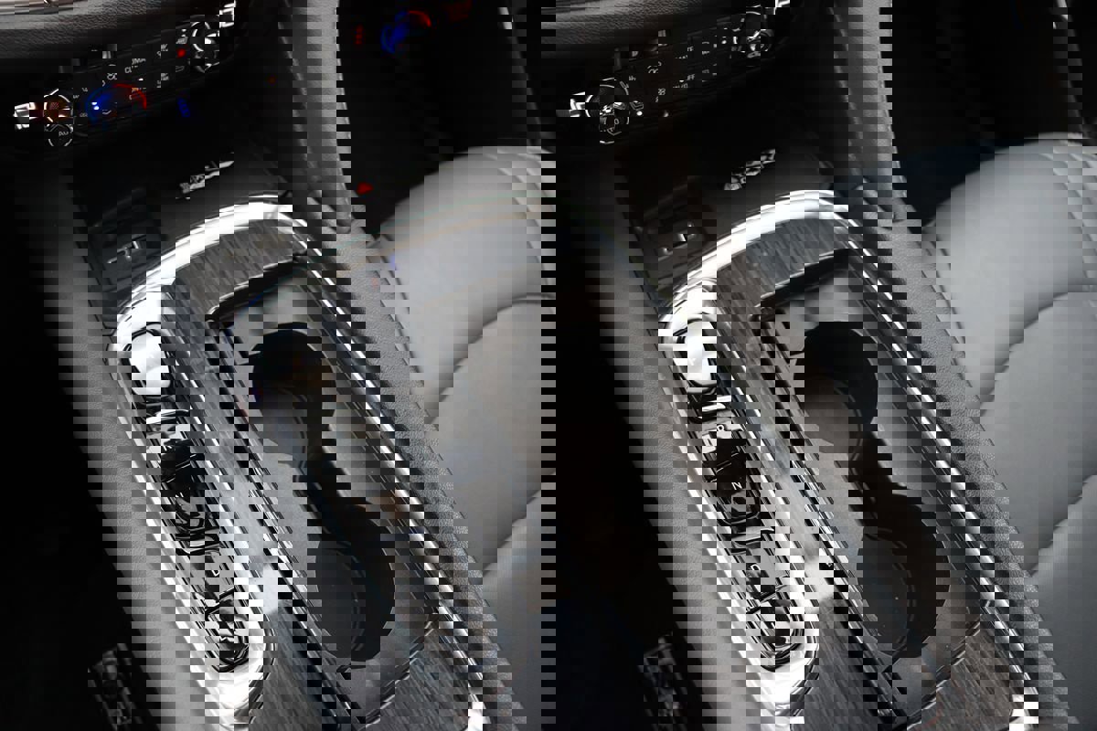 Used 2022 Buick Enclave Premium w/ Experience Buick Package image 29