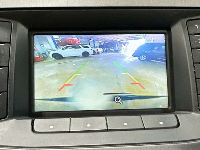 Used 2017 Ford Taurus SE FWD image 14