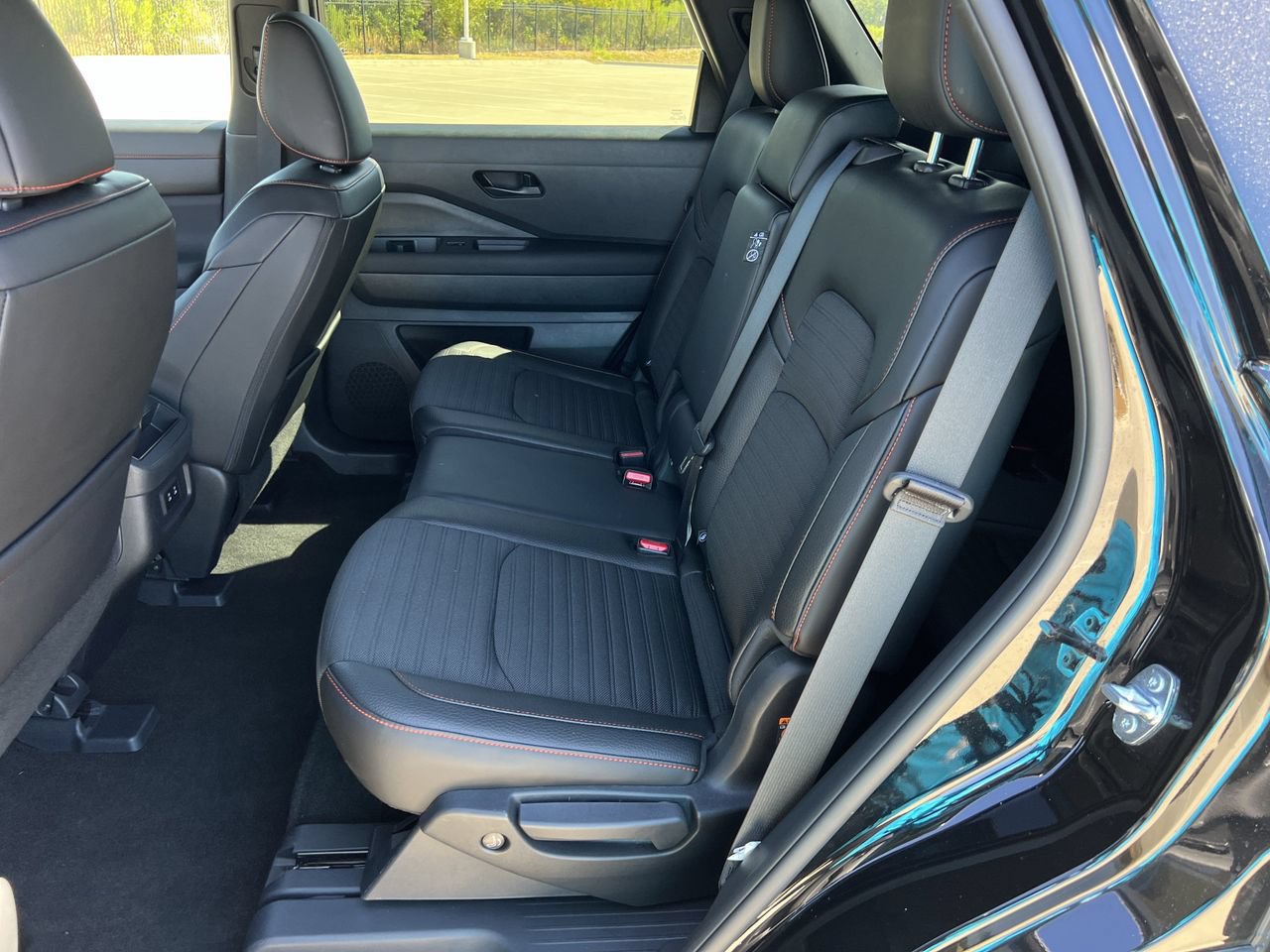 Used 2026 Nissan Pathfinder Rock Creek AWD/4WD image 24