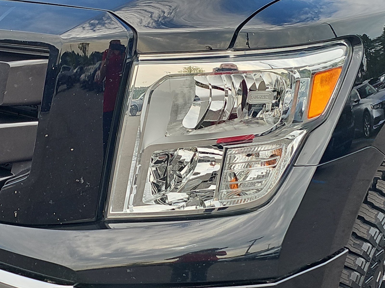 Used 2021 Nissan Titan SV w/ SV Convenience Package AWD/4WD image 28