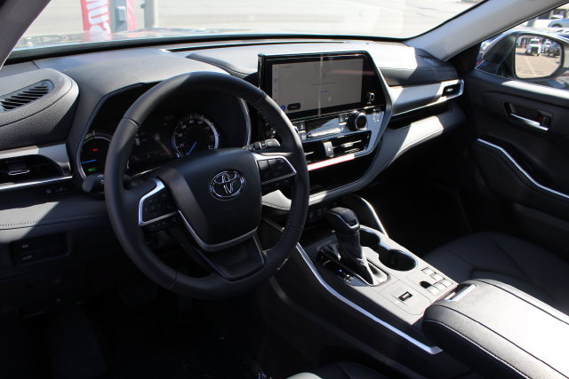 New 2026 Toyota Highlander XLE AWD/4WD image 21