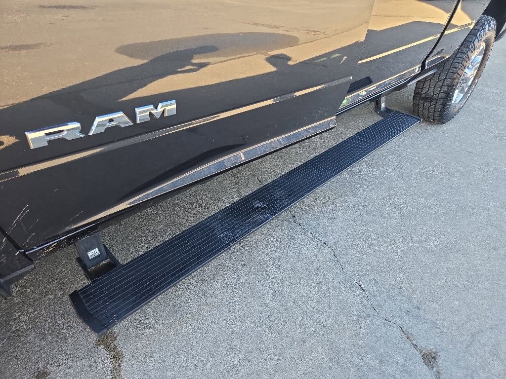 Used 2022 RAM 2500 Big Horn w/ Level B Equipment Group AWD/4WD image 20