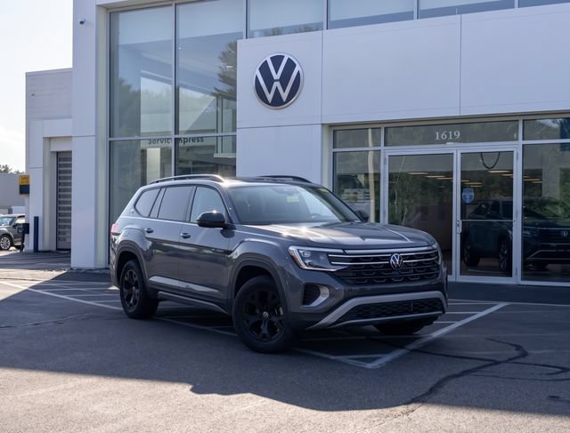 Certified 2025 Volkswagen Atlas Peak Edition SE