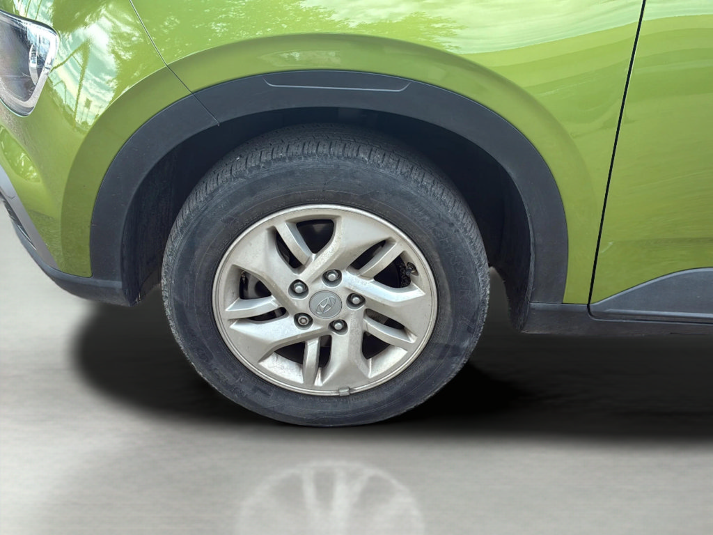 Used 2020 Hyundai Venue SEL FWD image 37