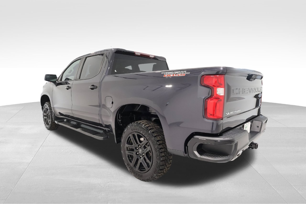 Certified 2023 Chevrolet Silverado 1500 LT Trail Boss w/ LPO, Dark Essentials Package AWD/4WD image 2