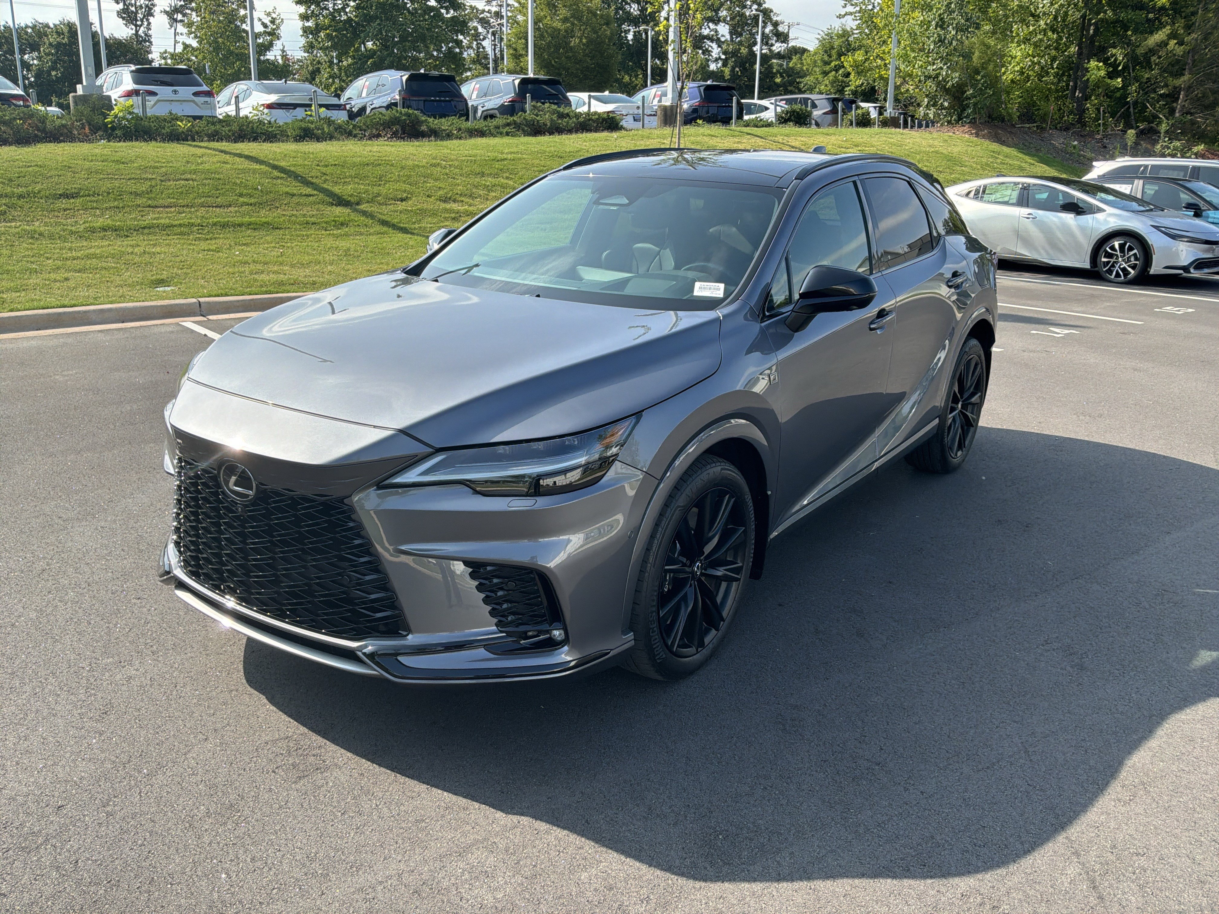 Used 2023 Lexus RX 500h F Sport AWD/4WD image 5