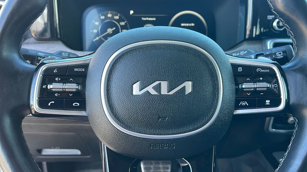 Used 2022 Kia Sorento SX Prestige image 23