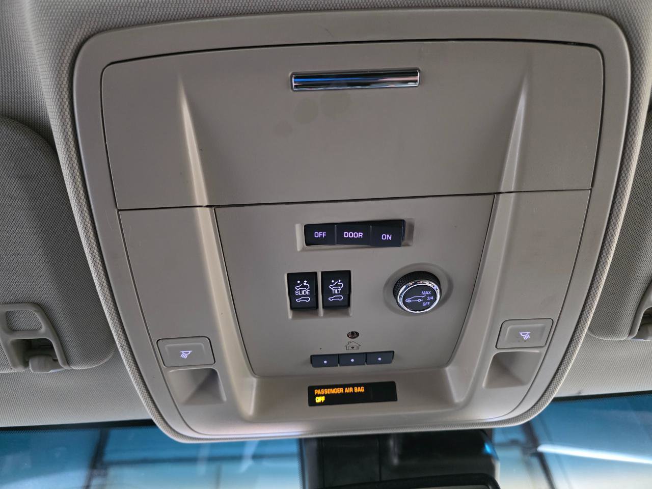 Used 2016 GMC Yukon SLT w/ Open Road Package image 43