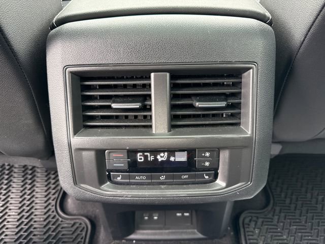 Used 2023 Volkswagen Atlas SEL Premium AWD/4WD image 22