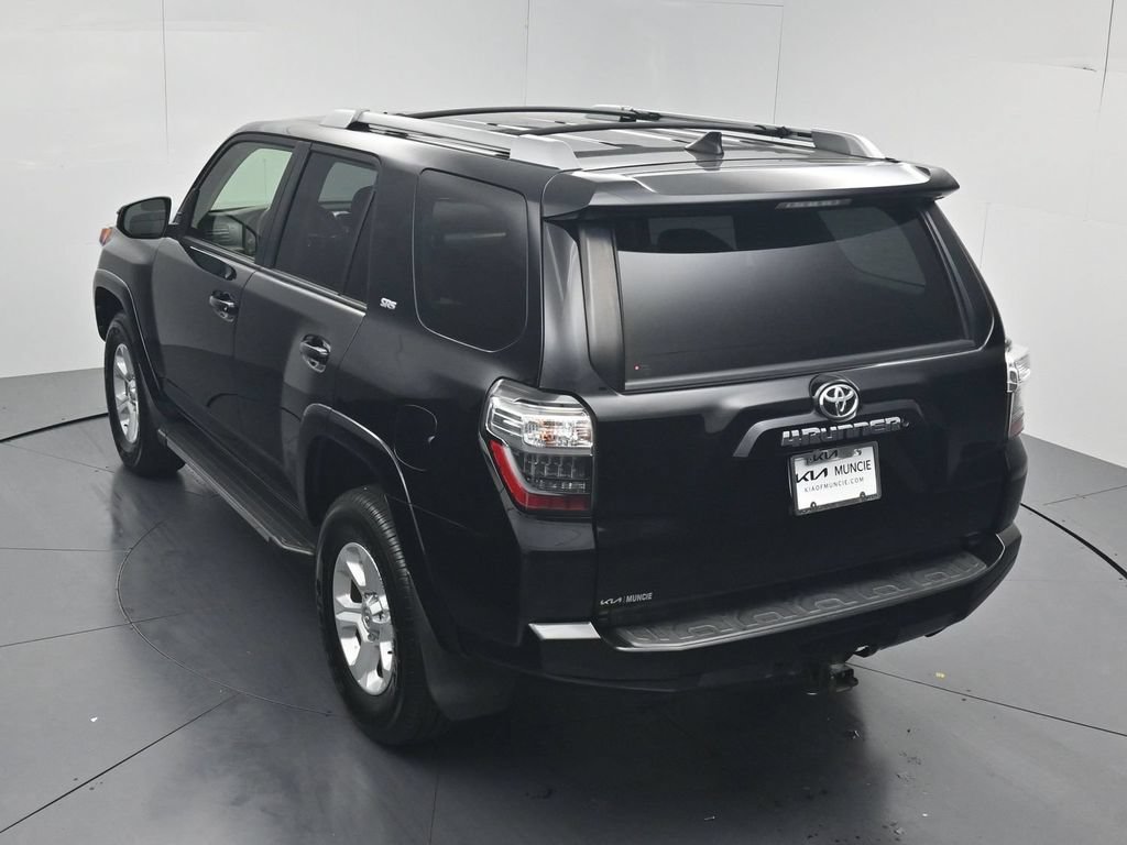 Used 2016 Toyota 4Runner SR5 AWD/4WD image 51