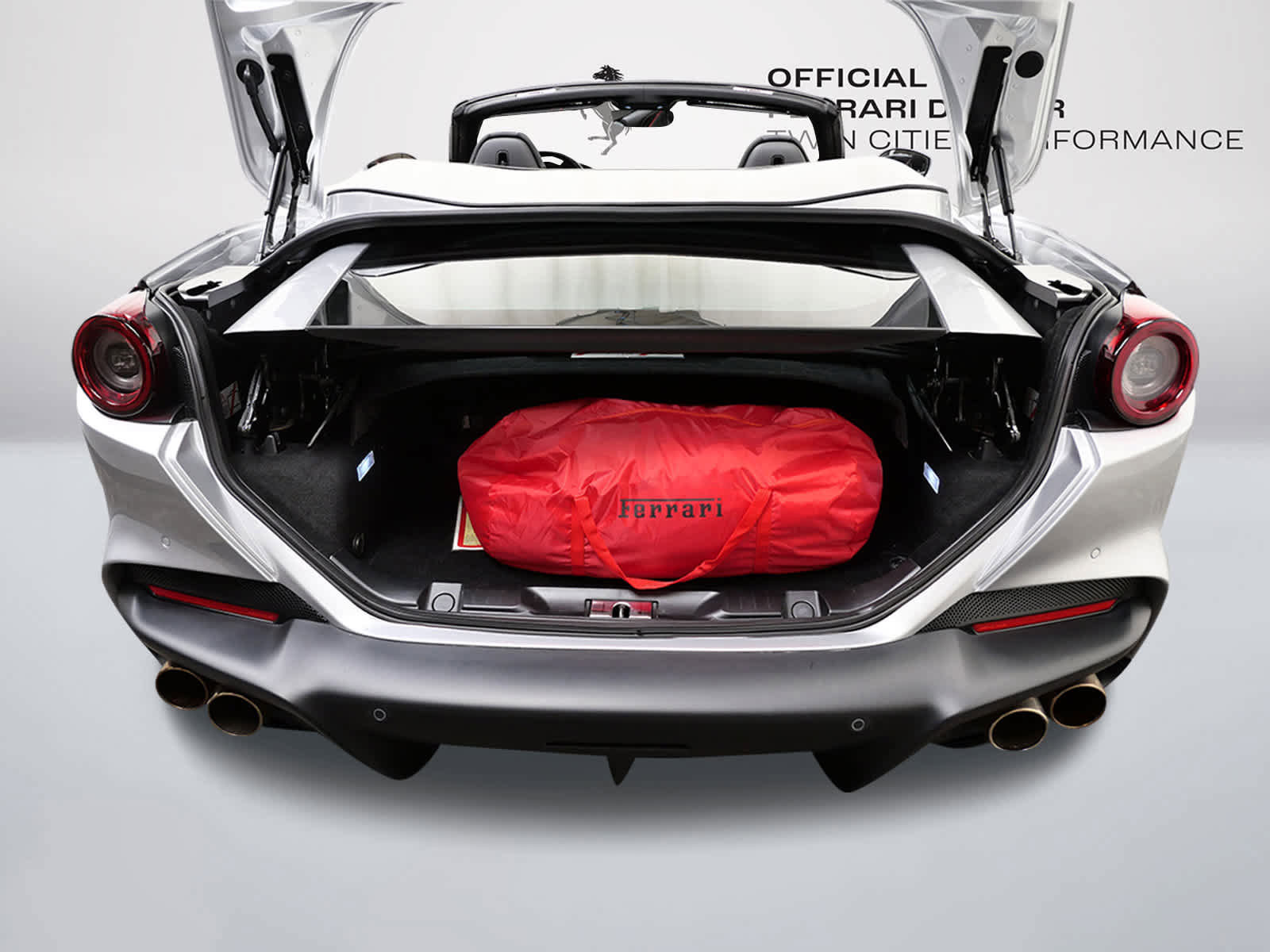 Certified 2022 Ferrari Portofino M image 13