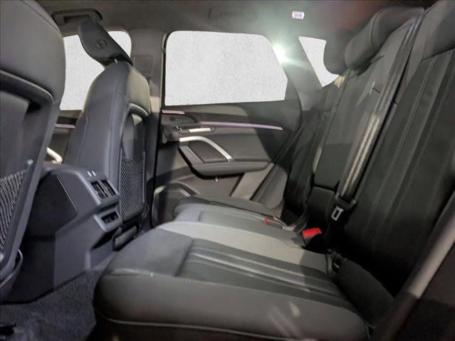 Certified 2025 Audi Q5 Premium w/ Convenience Package image 25