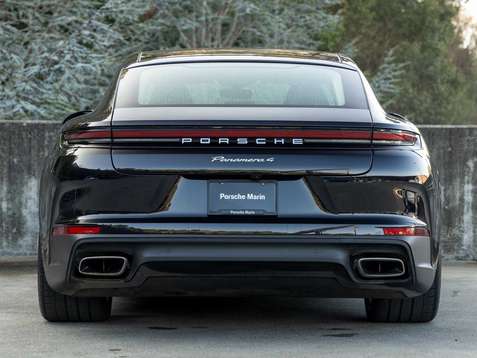 Used 2024 Porsche Panamera 4 image 10