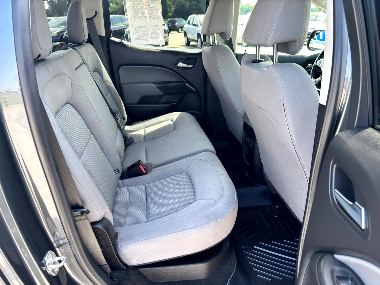Used 2017 Chevrolet Colorado LT w/ Safety Package image 23