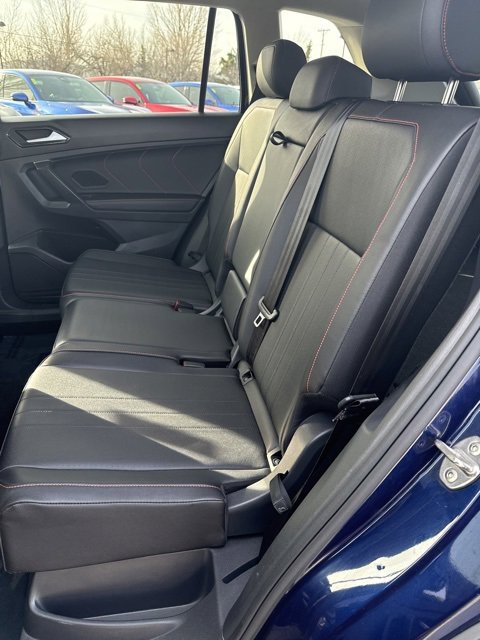 Used 2024 Volkswagen Tiguan SE image 16
