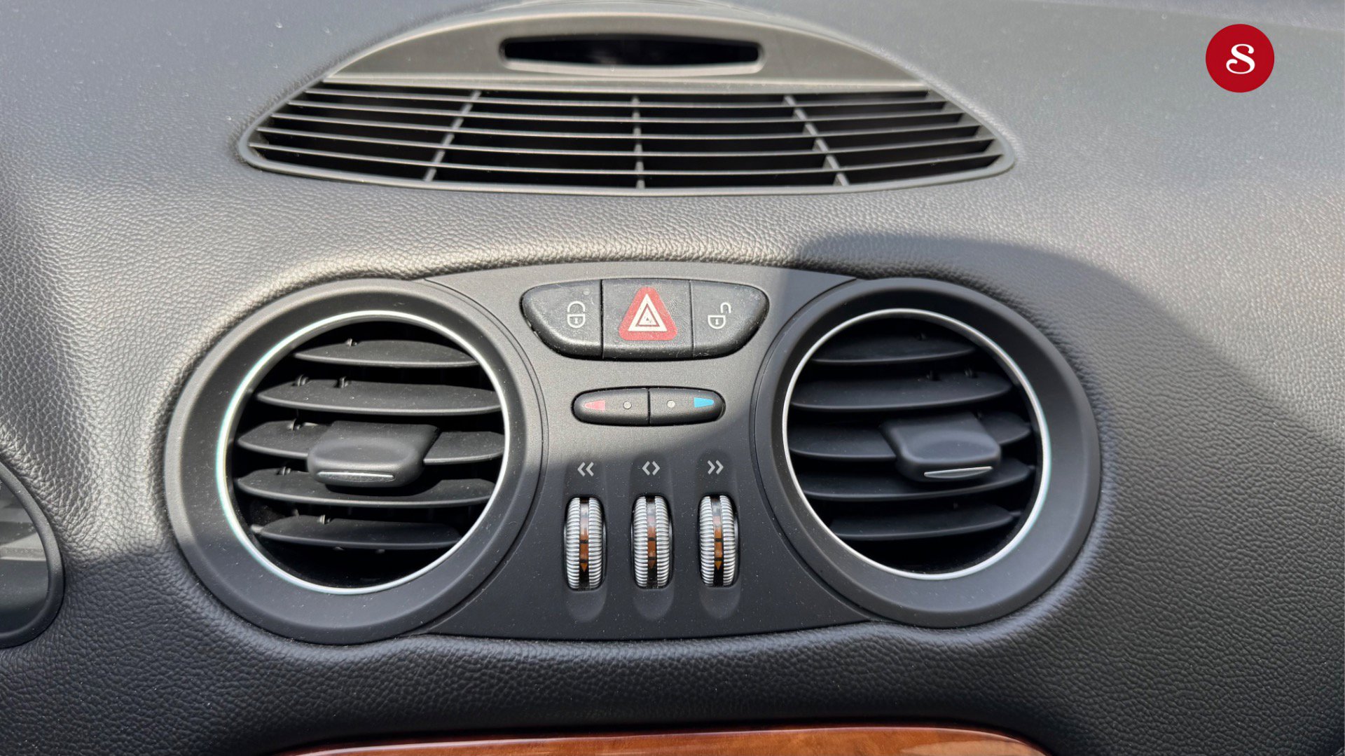 Used 2004 Mercedes-Benz SL 500 image 14