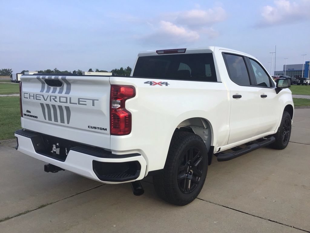New 2026 Chevrolet Silverado 1500 Custom AWD/4WD image 6