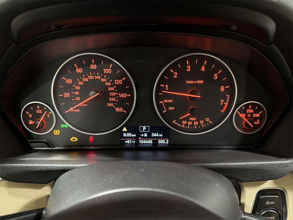 Used 2015 BMW 320i Sedan image 11