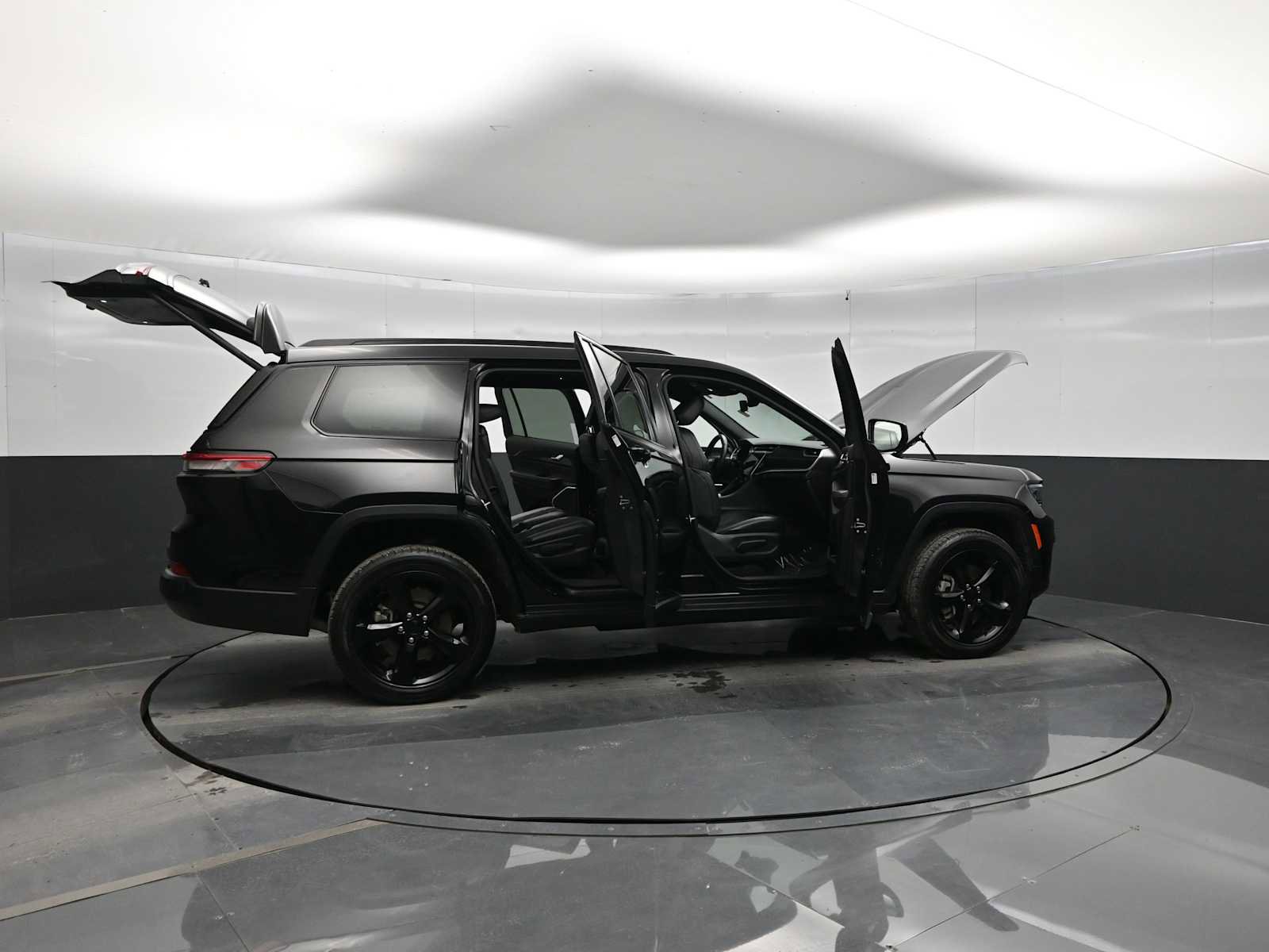 Used 2022 Jeep Grand Cherokee L Laredo AWD/4WD image 41