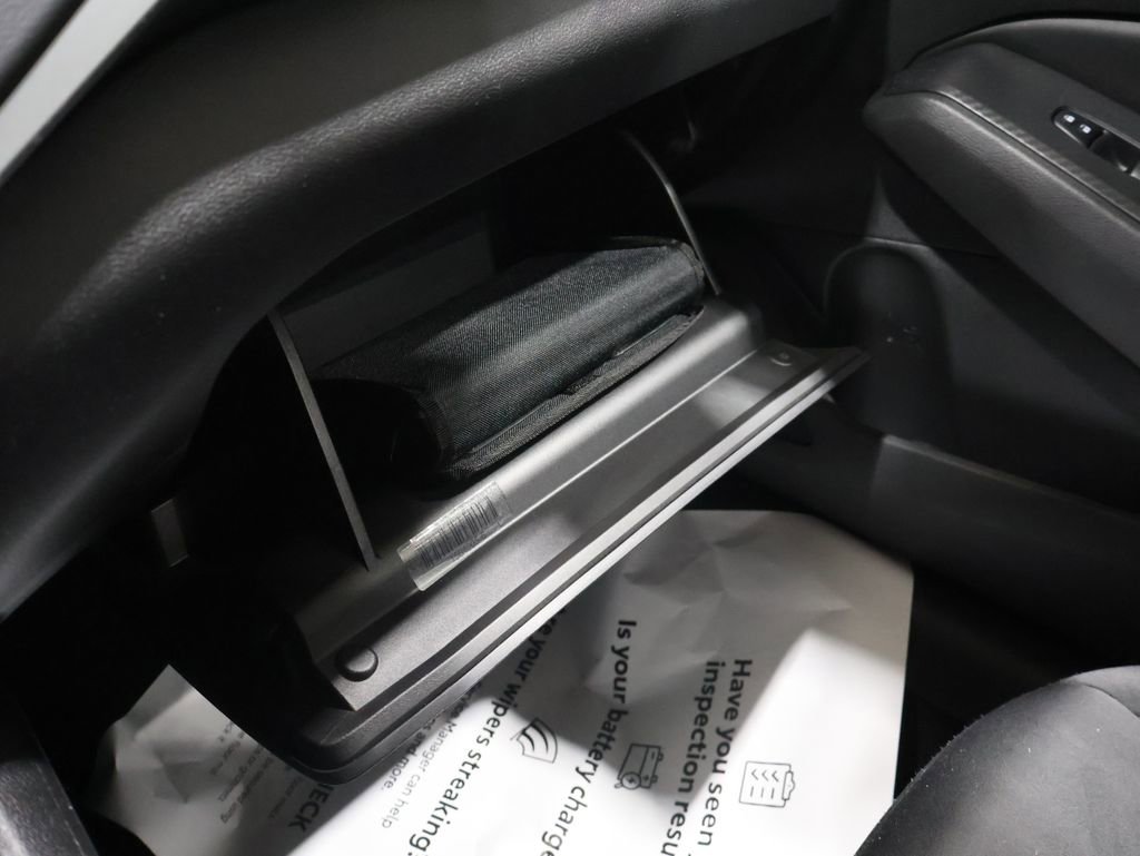 Used 2024 Nissan Altima 2.5 S image 32