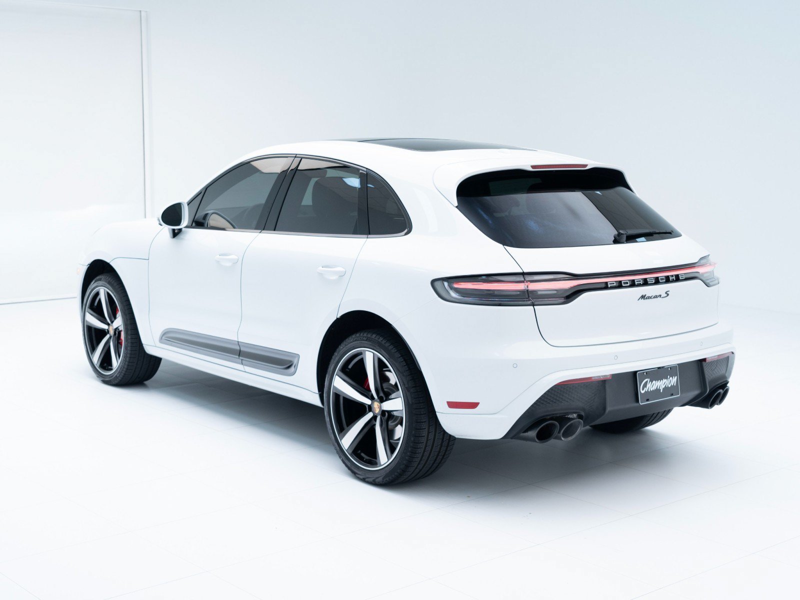 New 2026 Porsche Macan S AWD/4WD image 3